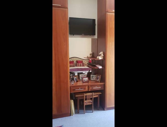 1 BEDROOM TOWNHOUSE FOR SALE IN RETIRE AT MIDSTREAM